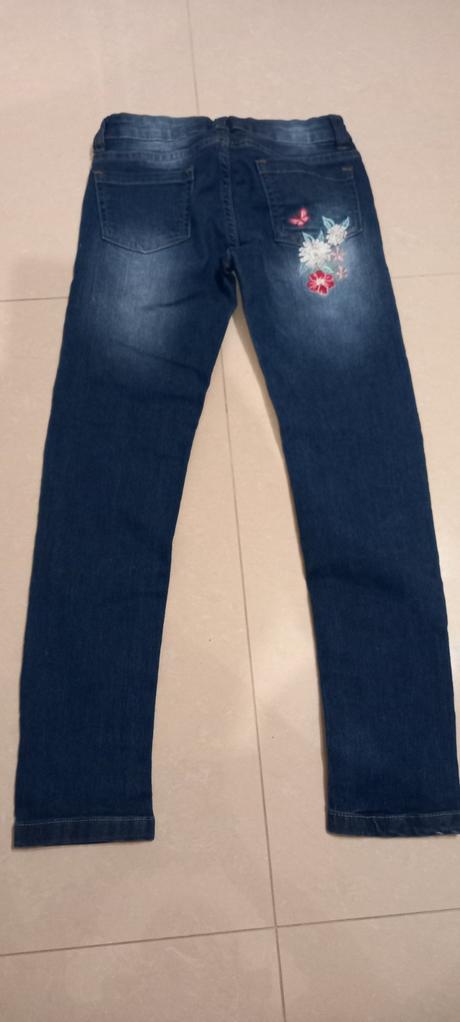 Dievcenske rifle, kik,128