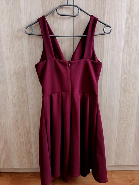 Spoločenské šaty, 34