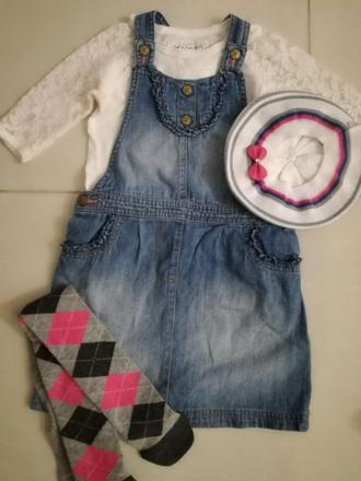 Suknicka na traky, 104