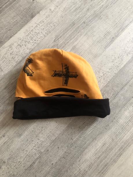 Obojstranná čiapka, 80