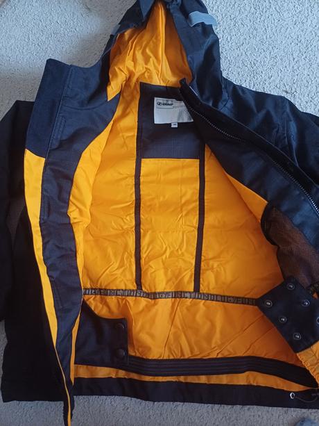 Zimná lyžiarska bunda, 140