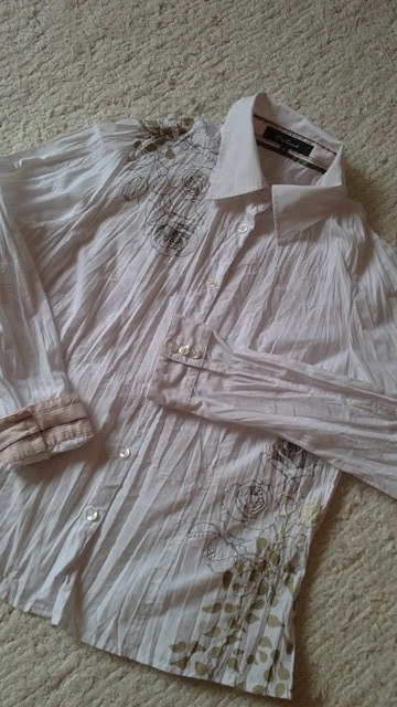 Pokrčená košeľa s aplikáciami z dovozu v. 36 - s, s