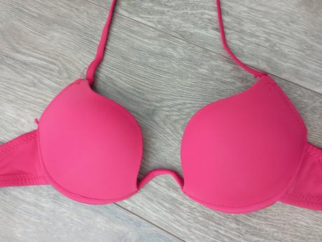 Pútavá podprsenka, s