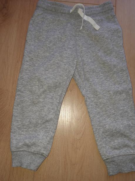 Zateplene teplaky, h&m,92