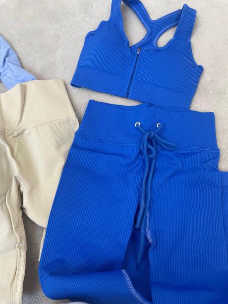 Komplet na cvičenie xs, xs