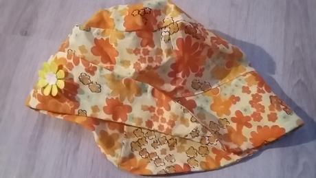 Klobucik bez znamok nosenia, 74