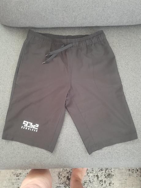 Funkčné kraťasy, 146