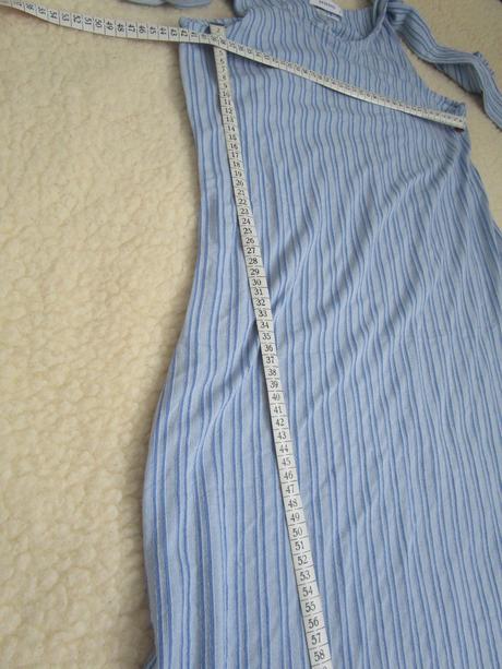 2854. znač. šaty, reserved,m