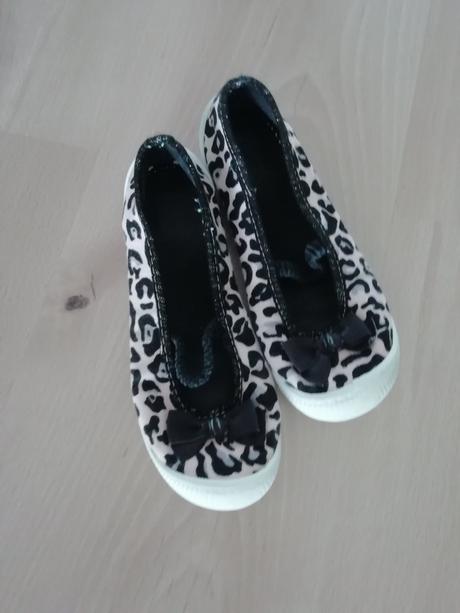 Prezuvky, papucky, baleriny 30-31, 30