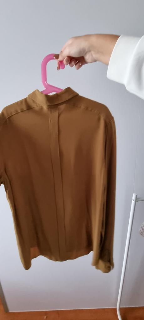 Košeĺa, bershka,s