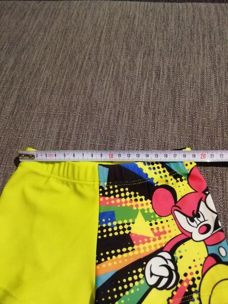 Plavky v top stave, 98