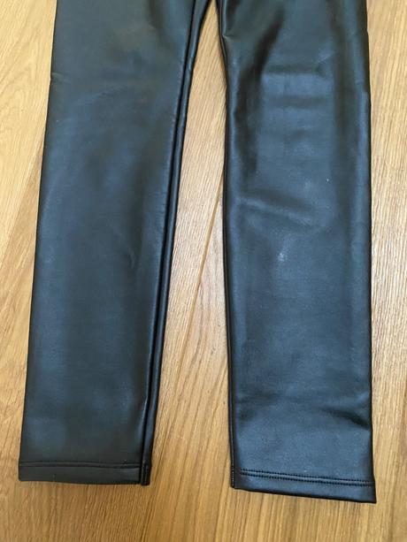 Zateplené koženkové legíny 140, calzedonia,140