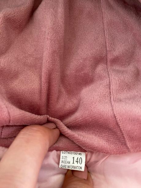 Dievčenská bunda velk.140, 140