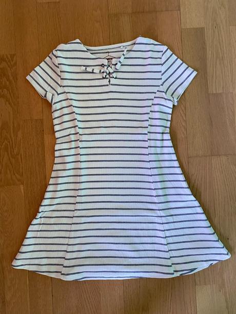 Next šaty, next,134