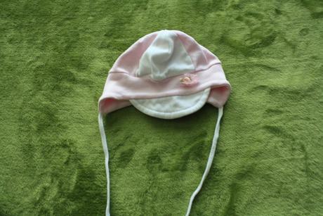 Nenosená čiapočka, 62