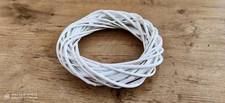 Prútený veniec - 20 cm - biely, 