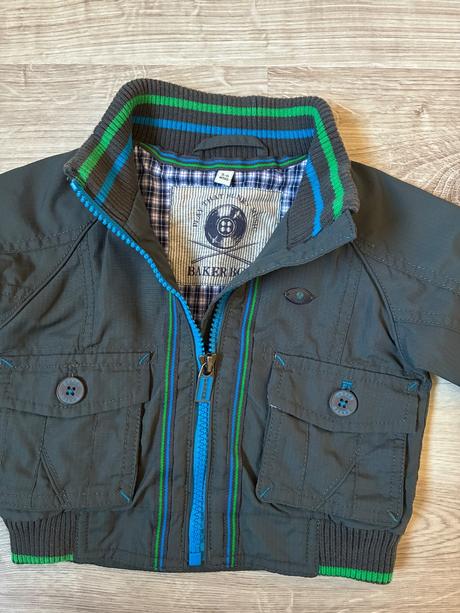 Krásna prechodná bunda, 68