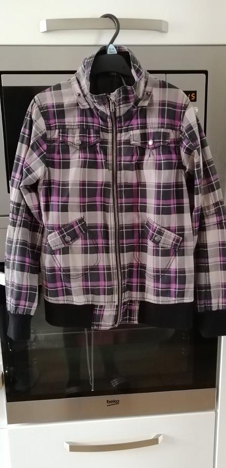 Prechodná bunda, 134