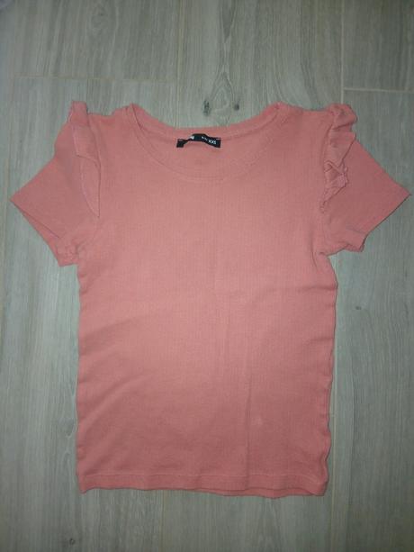 Štýlové tričko s volánom, sinsay,146