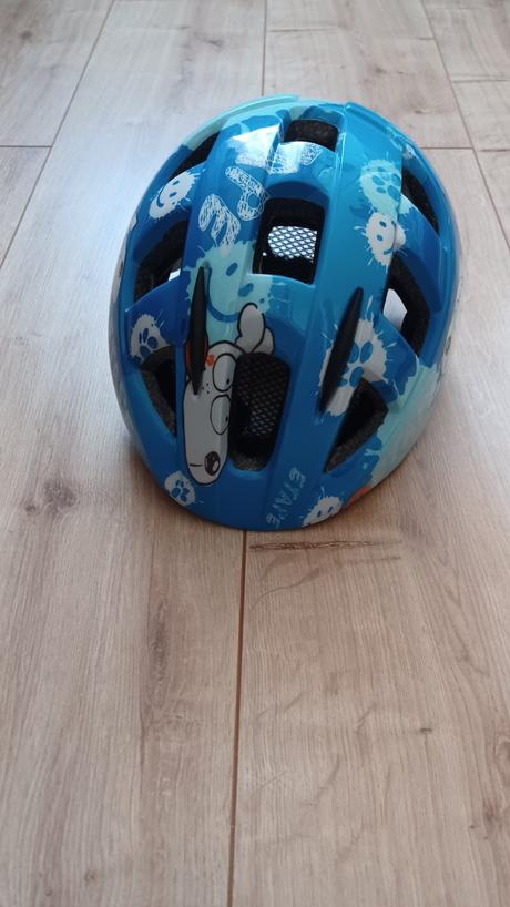 Chlapčenská prilba, s