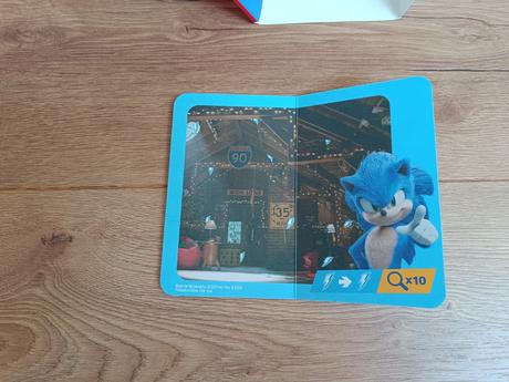 Male hry sonic,