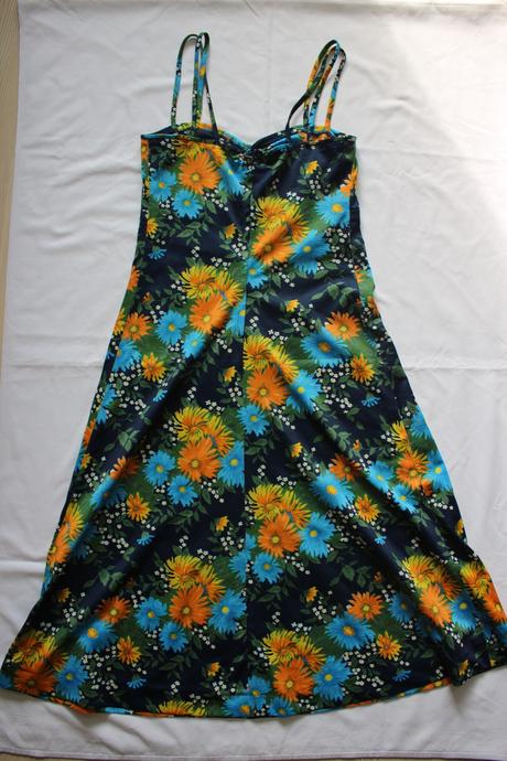 Vintage maxi šaty s kvetovaným vzorom, m