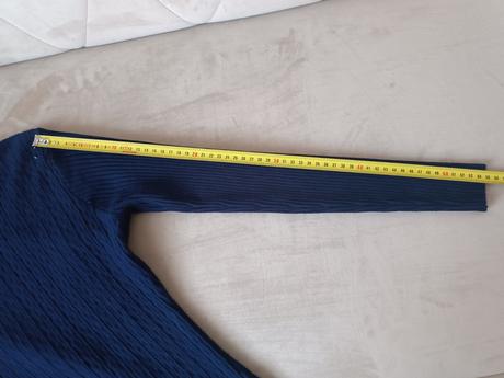 Šaty s dlhým rukávom, s