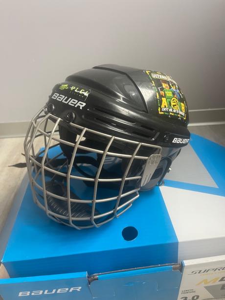 Bauer prilba, bauer,s