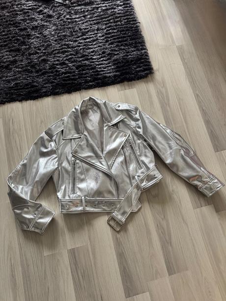 Strieborná kožená bunda, s