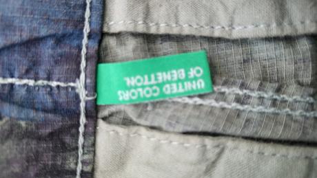 Krátke nohavice veľ 130 zn. benetton, benetton,134