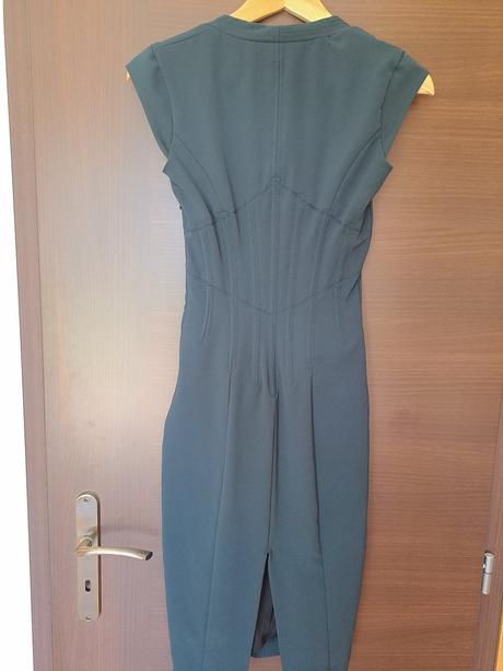 Exkluzivne saty / pencil / na prilezitost, 36