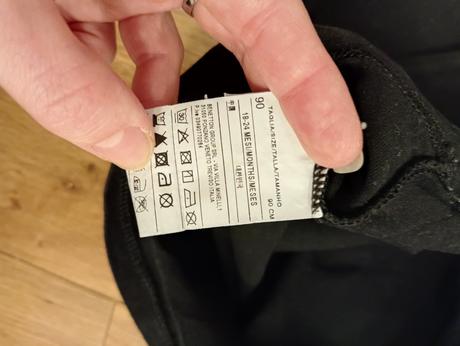 Tunika s trblietkavym nápisom, benetton,98