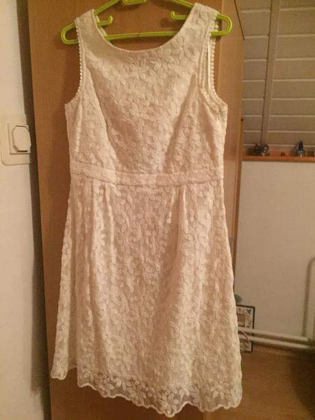 Krásne čipkované šaty, esprit,40