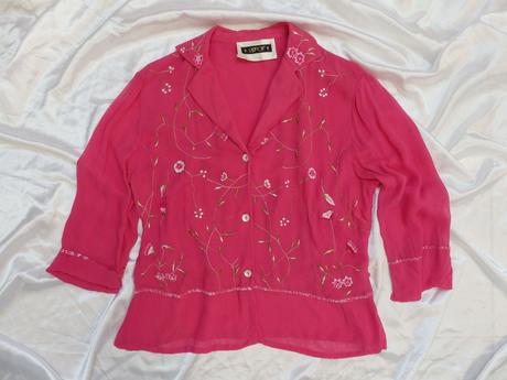 Velmi peknaa bluzka, 42