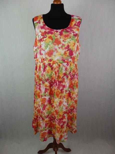 Luxusné letné plisované  šaty, 42