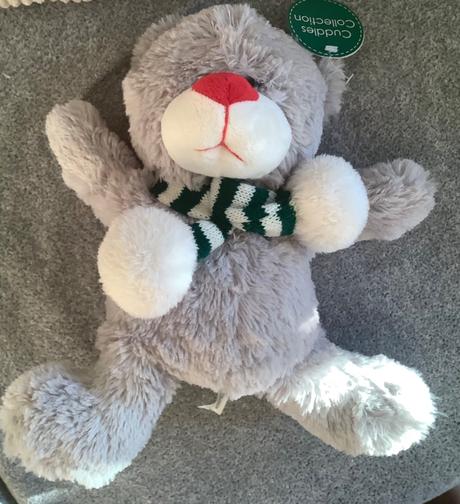 Vianočný macko s visačkou, 