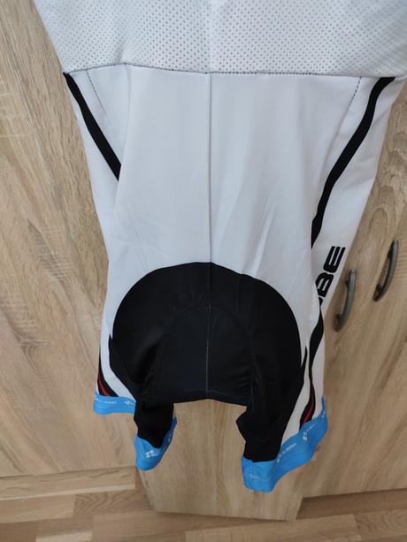 Cube xl - krátke elastické cyklistické nohavice, xl