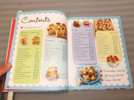 Dk the children's baking book su22, 