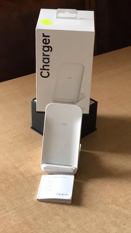 Oppo airvooc 50w wireless charger,