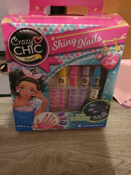 Shiny nails - detske nechtove studio, 