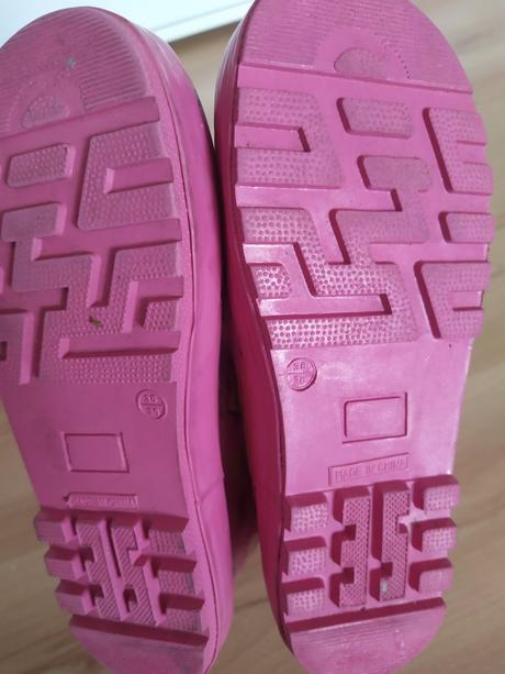 Krásne gumáky, baťa,35