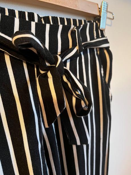 Ľahké nohavice, lindex,134