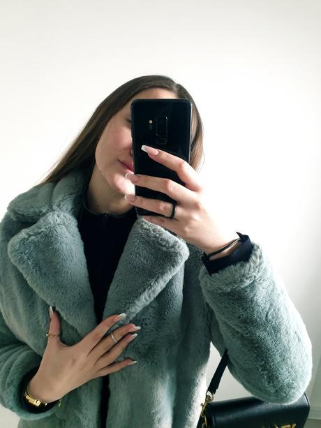 Kožúšok s, reserved,s