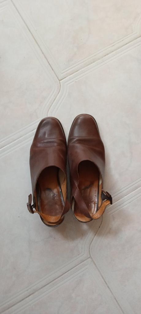 Kožené topánky, 39