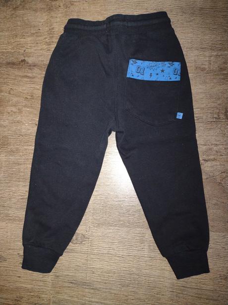 Tepláky 98, reserved,98