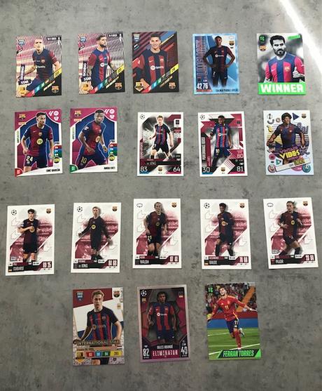 Prívesok fc barcelona + kartičky, 