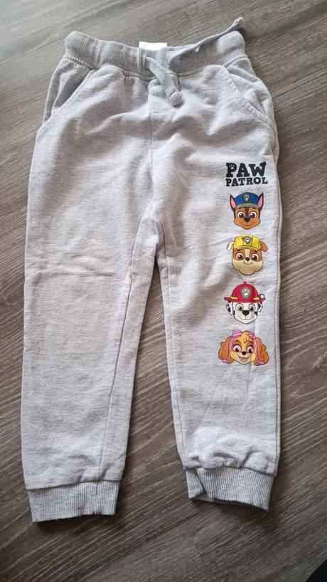 Tepláky, sinsay,104