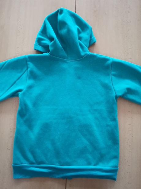 Hrubá teplá mikina, 146