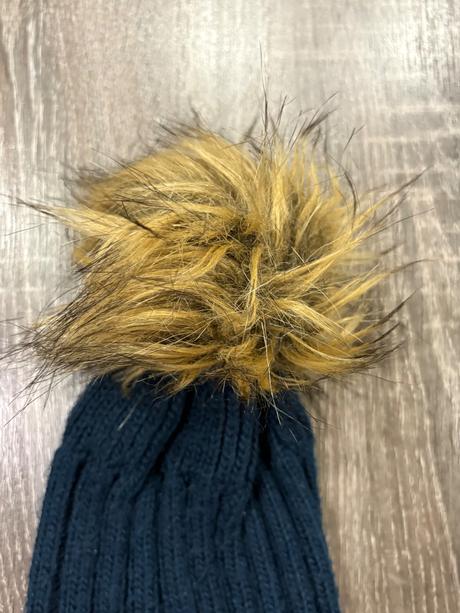 Armani detska zimna čiapka s brmbolcom, armani,86