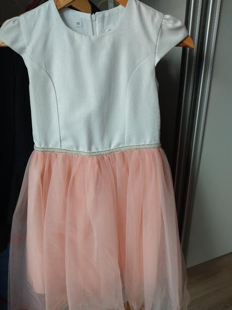 Šaty na svadbu, 152